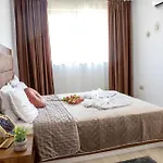 Two-bedroom Premium セインツ・コンスタンティン＆ヘレナ