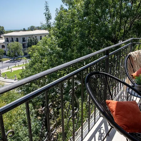 Διαμέρισμα Location Miraj Deluxe Two-bedroom