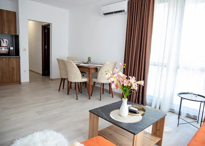 Spacious Two-Bedroom Apartment Sea View Near Beach